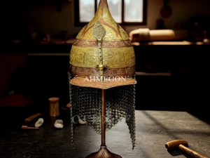 Sancak Miğfer – Tarihi Güç ve İhtişamın Evinize Yansıması